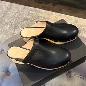 J. Crew Women's Shoes J.Crew Convertible Leather Clogs